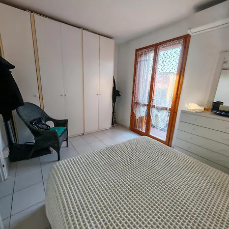 Lägenhet Tulipano